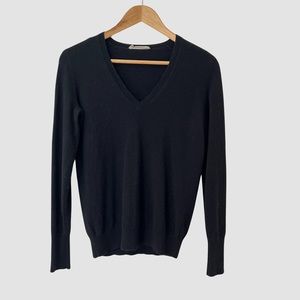 Everlane Black Cashmere V-Neck Pullover Sweater XS ($178)